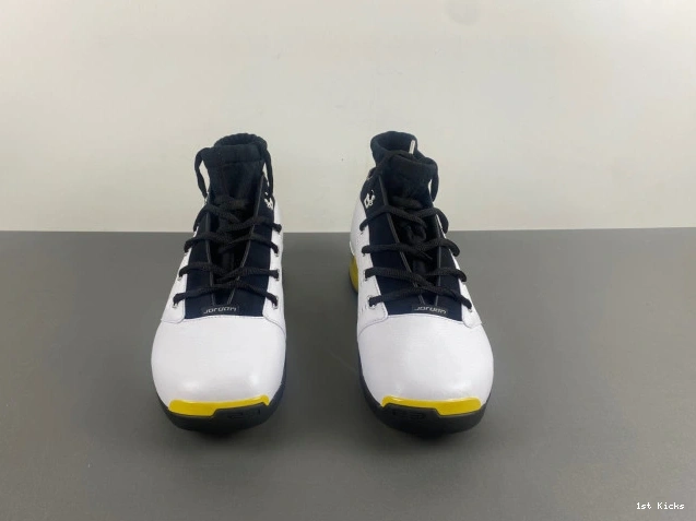 1st Kicks Shoes Low 17 Comfortable Lightning FJ0395- Jordan Air 715 1204